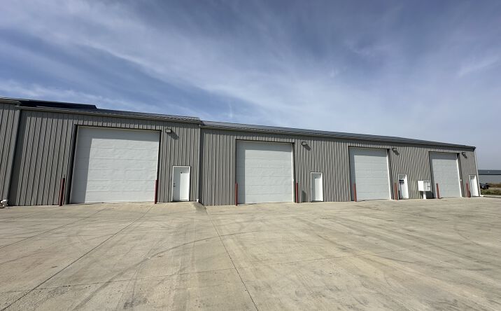 Pictures of Industrial property located at 7600 Louis Rich Ct, Davenport, IA 52804 for lease - image #1