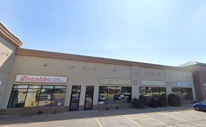 Pictures of Retail, Office, Industrial property located at 1884 N Casaloma Dr, Appleton, WI 54913 for lease - image #1