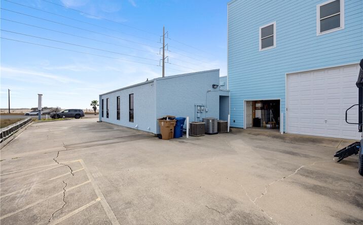 Pictures of Office property located at 14633 S Padre Island Dr 107, Corpus Christi, TX 78418 for lease - image #1