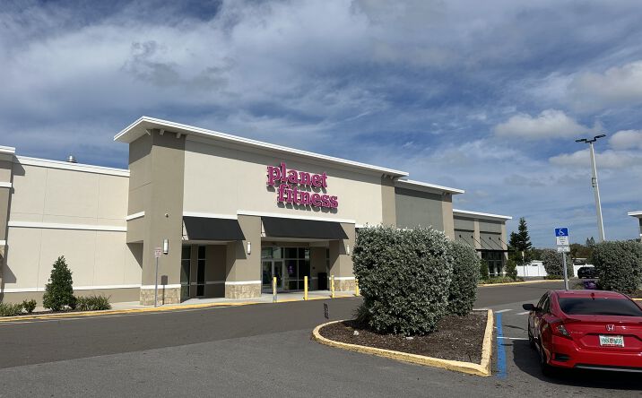 Pictures of Retail property located at 11900 Seminole Blvd, Largo, FL 33778 for lease - image #1