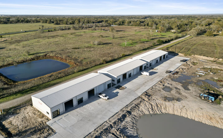 Pictures of Industrial property located at 15137 Tonkaway Lake Rd, College Station, TX 77845 for lease - image #1