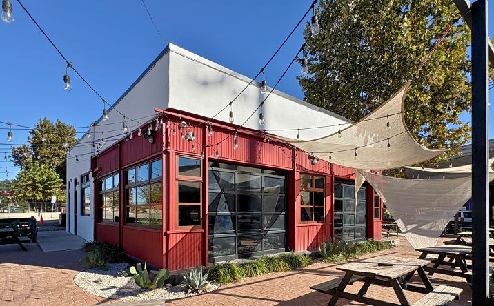 Pictures of Restaurant property located at 906 E Elmira St, San Antonio, TX 78212 for lease - image #1