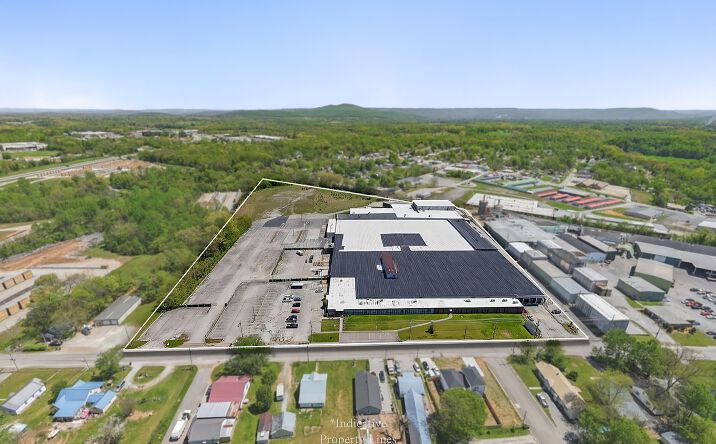 Pictures of Industrial, Office property located at 204 Red Rd, McMinnville, TN 37110 for lease - image #1