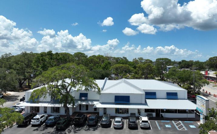 Pictures of Retail, Restaurant property located at 4330 W El Prado Blvd, Tampa, FL 33629 for lease - image #1