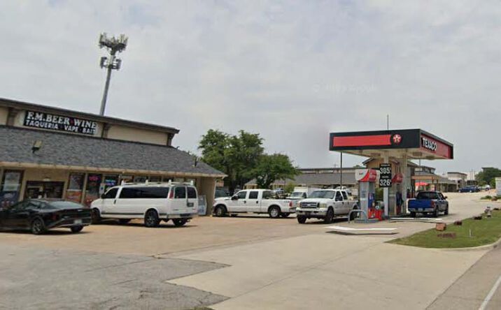 Pictures of Retail property located at 3313-3357 Long Prairie Rd, Flower Mound, TX 75022 for lease - image #1
