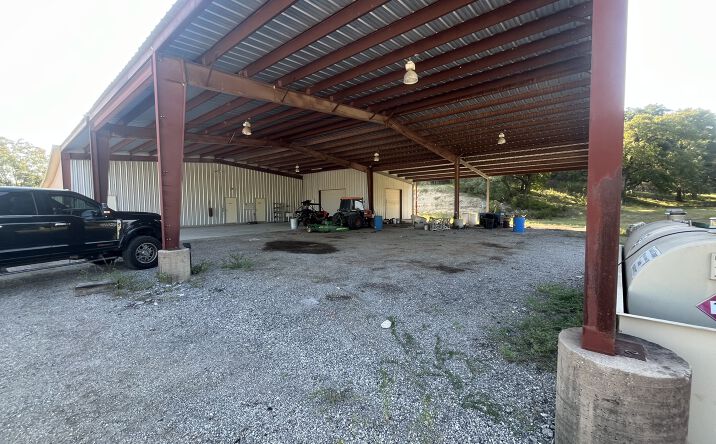 Pictures of Industrial property located at 800 Co Rd 257, Liberty Hill, TX 78642 for lease - image #1