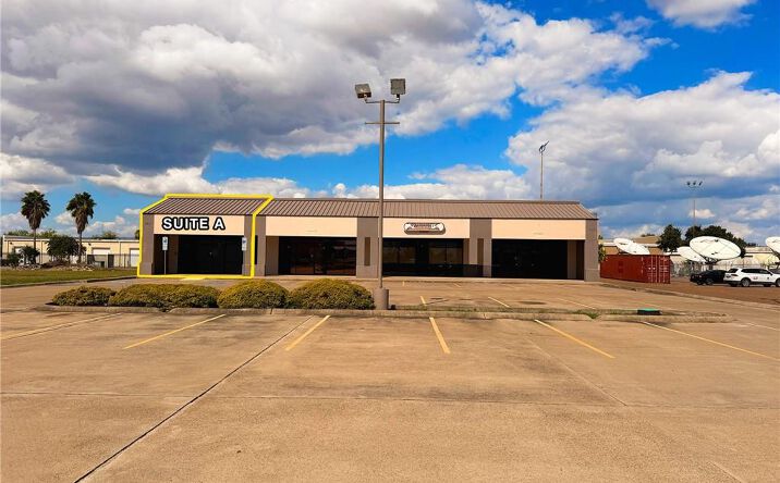 Pictures of Office, Industrial property located at 1401 E Hackberry Ave, McAllen, TX 78501 for lease - image #1