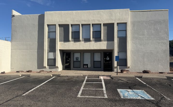 Pictures of Retail property located at 11927 Menaul Blvd NE, Albuquerque, NM 87112 for lease - image #1