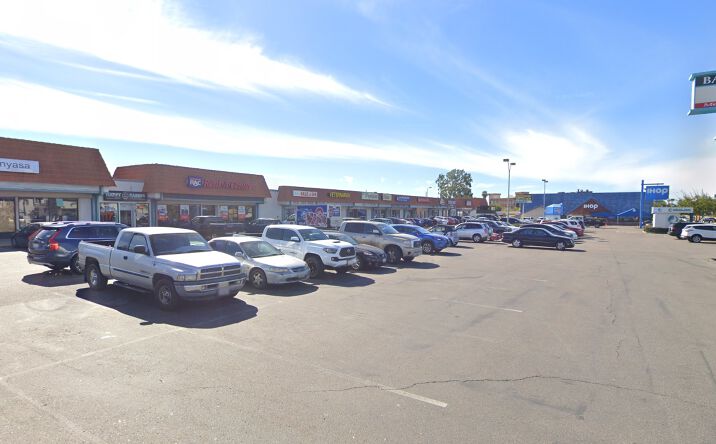 Pictures of Retail property located at 6133 Balboa Ave, San Diego, CA 92117 for lease - image #1