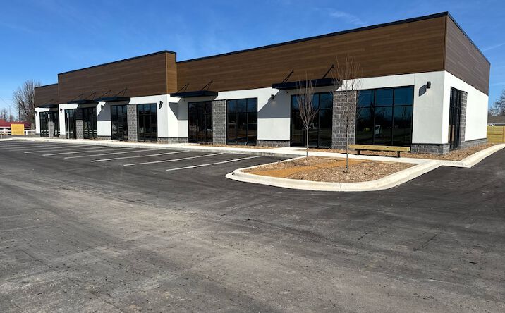 Pictures of Retail, Office property located at 845 White Rd, Springdale, AR 72762 for lease - image #1