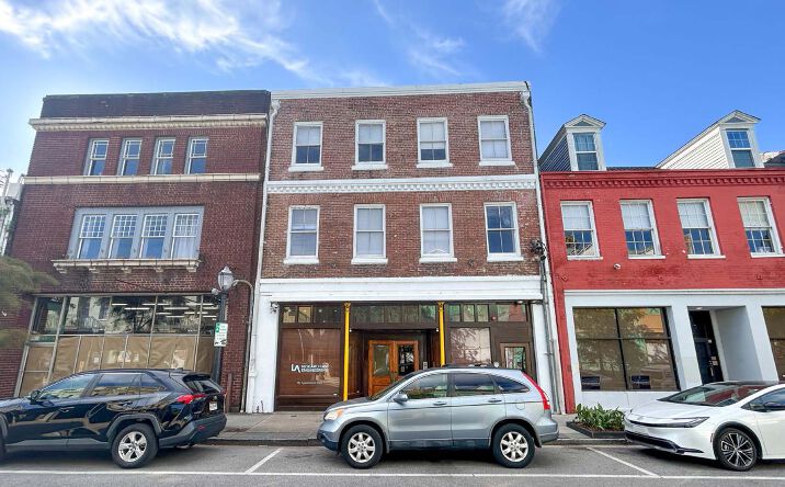 Pictures of Office property located at 459 Dauphin St, Mobile, AL 36602 for lease - image #1