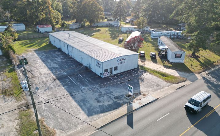 Pictures of Office, Industrial property located at 1408 Pamplico Hwy, Florence, SC 29505 for lease - image #1