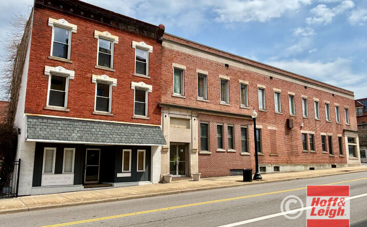 Pictures of Retail, Office property located at 101 E Main St, Ravenna, OH 44266 for lease - image #1