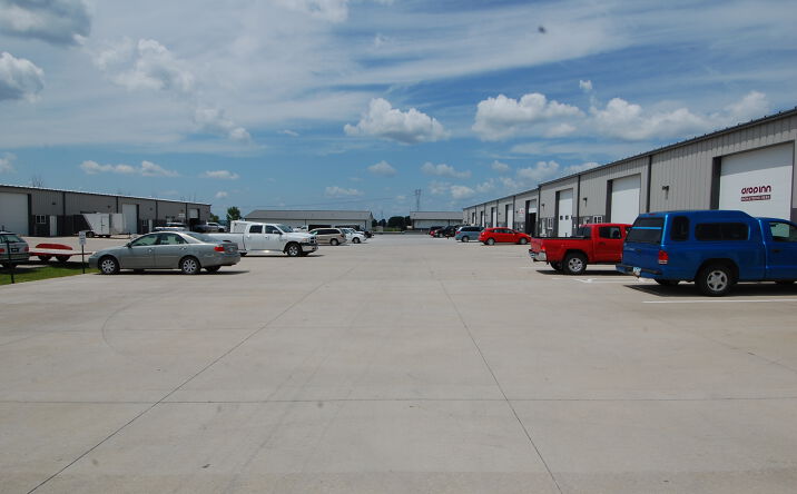 Pictures of Industrial property located at 3305 Hwy 1 SW, Iowa City, IA 52240 for lease - image #1