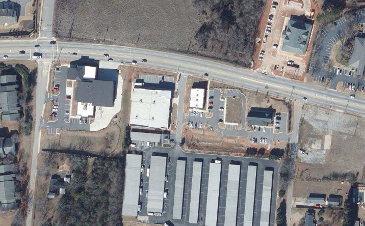Pictures of Land property located at 935 W Butler Rd, Greenville, SC 29607 for lease - image #1