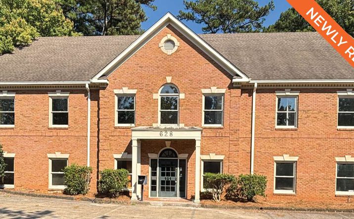 Pictures of Office property located at 628 Gadsden Hwy, Birmingham, AL 35235 for lease - image #1
