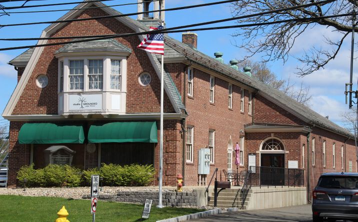 Pictures of Office property located at 26 Broadway, North Haven, CT 06473 for lease - image #1