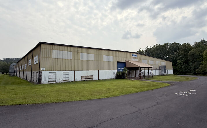Pictures of Industrial property located at 401 Oak St, East Stroudsburg, PA 18301 for lease - image #1