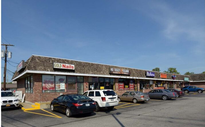 Pictures of Retail property located at 1463 Atwood Ave, Johnston, RI 02919 for lease - image #1