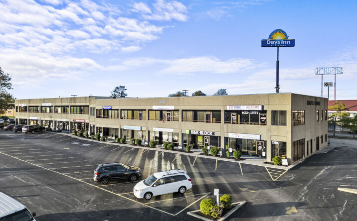 Pictures of Office property located at 2150 Lexington Rd, Richmond, KY 40475 for lease - image #1