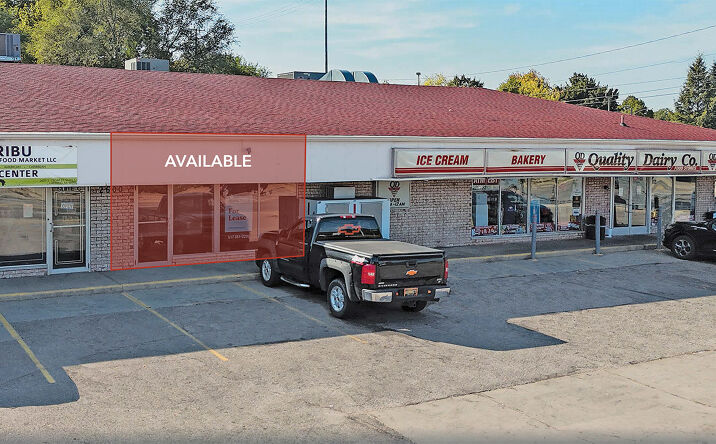 Pictures of Retail, Restaurant property located at 2600 S Cedar St, Lansing, MI 48910 for lease - image #1