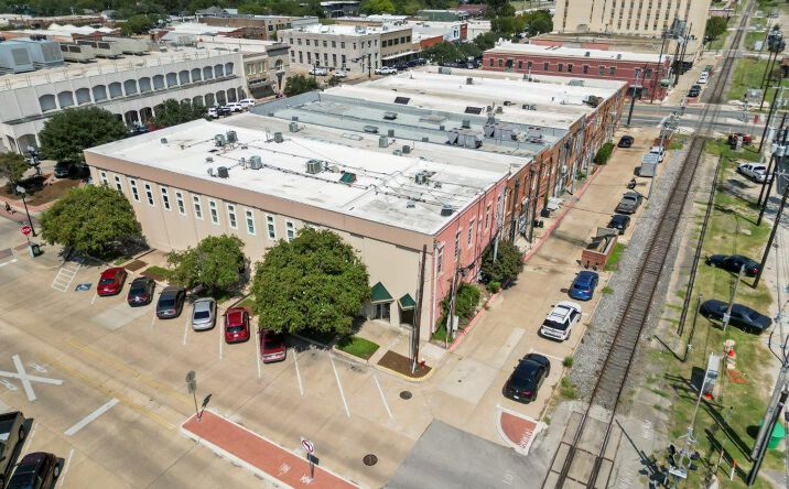 Pictures of Office property located at 106 E 26th St, Bryan, TX 77803 for lease - image #1