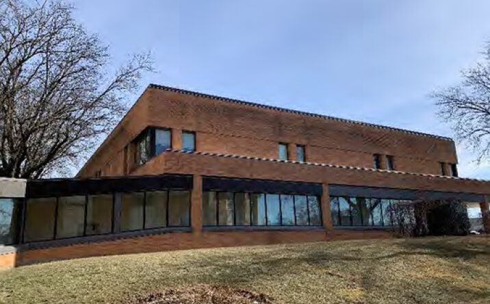 Pictures of Office property located at 1400 E Golf Rd, Des Plaines, IL 60016 for lease - image #1