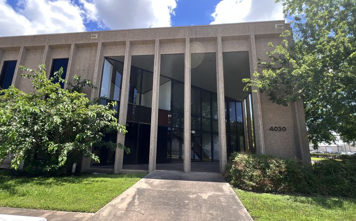 Pictures of Office, Industrial, Special Purpose property located at 4030 Bluebonnet Dr, Stafford, TX 77477 for lease - image #1