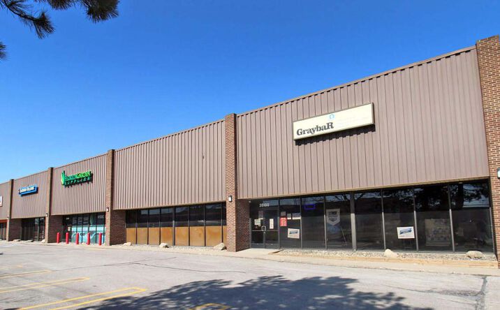 Pictures of Office, Industrial, Retail property located at 28188 - 28196 Schoolcraft Rd, Livonia, MI 48150 for lease - image #1