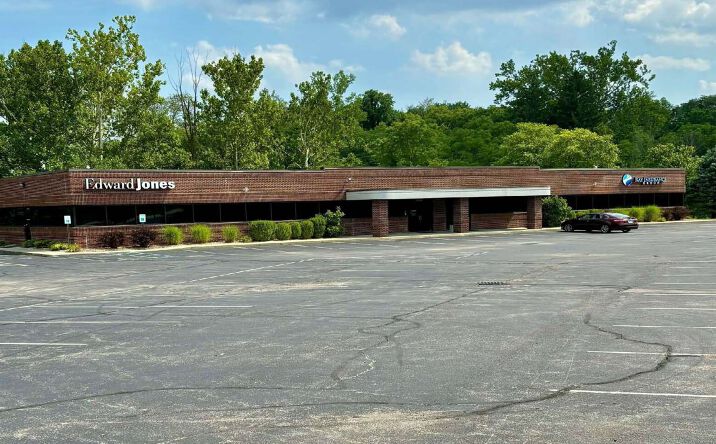 Pictures of Office property located at 11411-11451 Overlook Drive, Fishers, IN 46037 for lease - image #1