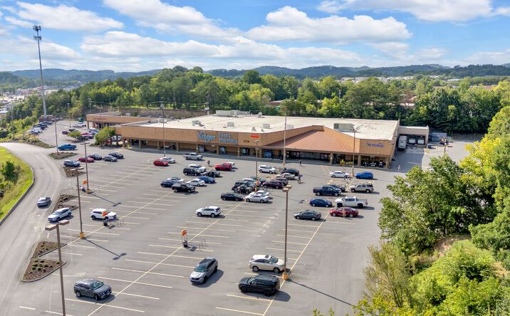 Pictures of Retail property located at 1664 E Stone Dr, Kingsport, TN 37660 for lease - image #1