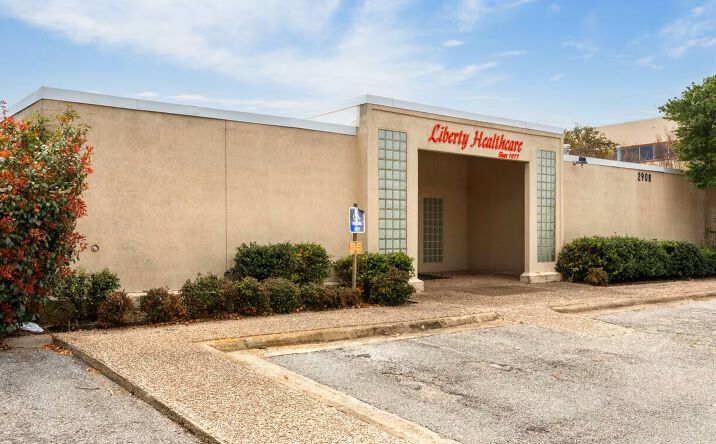 Pictures of Retail, Office property located at 2908 Trinity Mills Rd, Dallas, TX 75287 for lease - image #1