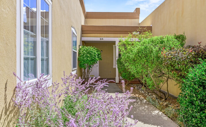 Pictures of Office property located at 2019 Galisteo St, Santa Fe, NM 87505 for lease - image #1