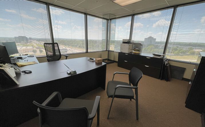 Pictures of Office property located at 5800 E Skelly Dr, Tulsa, OK 74135 for lease - image #1