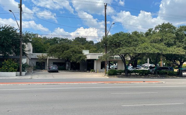 Pictures of Retail property located at 5321 Broadway, San Antonio, TX 78259 for lease - image #1