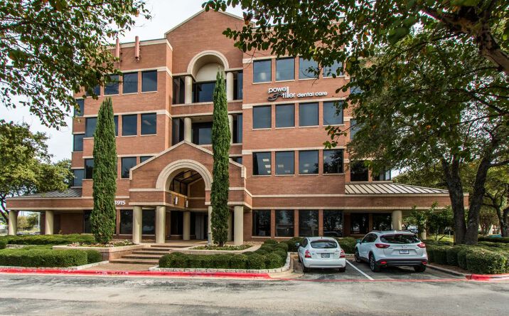 Pictures of Office property located at 13915 N Mopac Expy, Austin, TX 78728 for lease - image #1