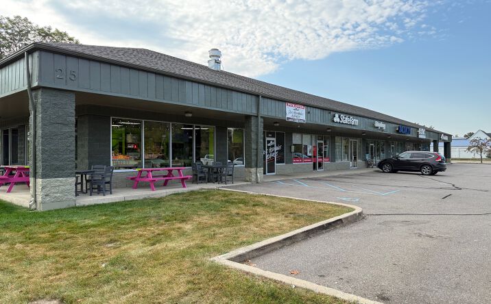 Pictures of Retail property located at 25 Jackson Industrial Dr, Ann Arbor, MI 48103 for lease - image #1