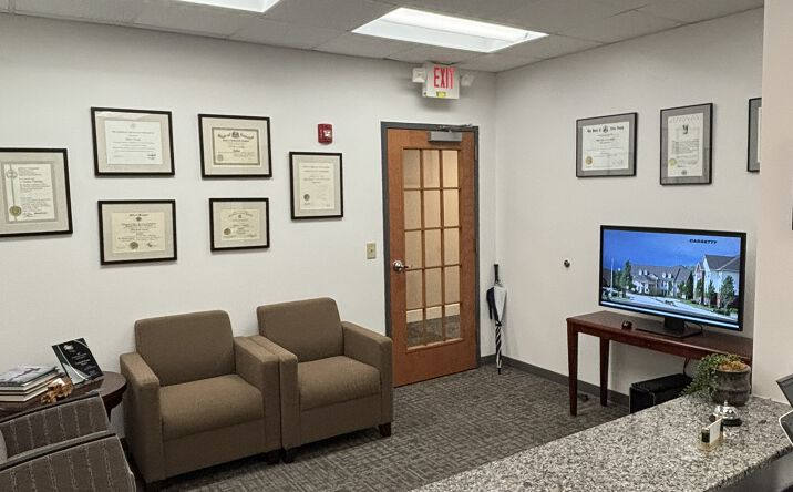 Pictures of Office property located at 100 Country Club Dr, Hendersonville, TN 37075 for lease - image #1