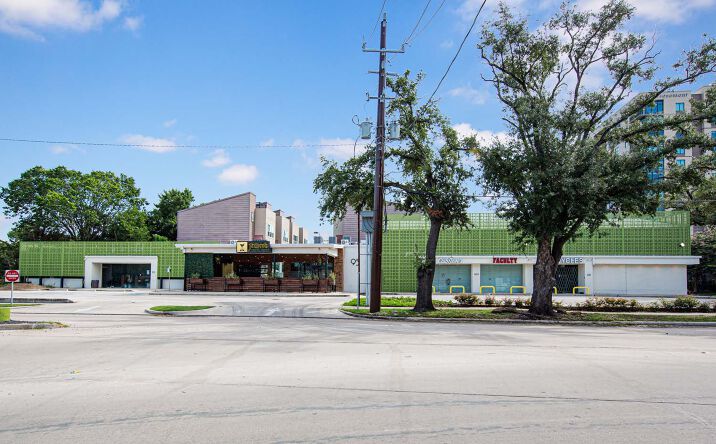 Pictures of Retail, Restaurant property located at 95 Tuam St, Houston, TX 77006 for lease - image #1