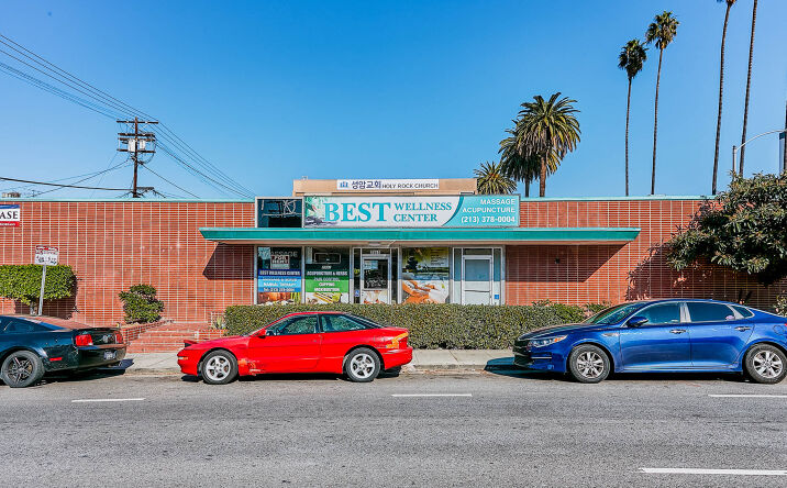 Pictures of Retail, Office, Restaurant property located at 2551 Beverly Blvd, Los Angeles, CA 90057 for lease - image #1