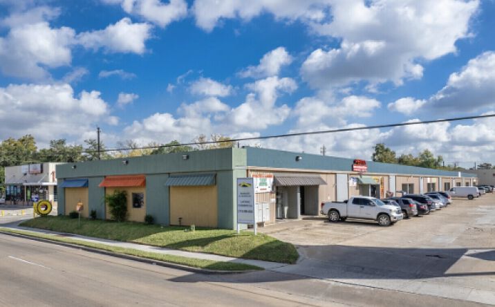 Pictures of Industrial property located at 6134-6210 Airline Dr, Houston, TX 77076 for lease - image #1