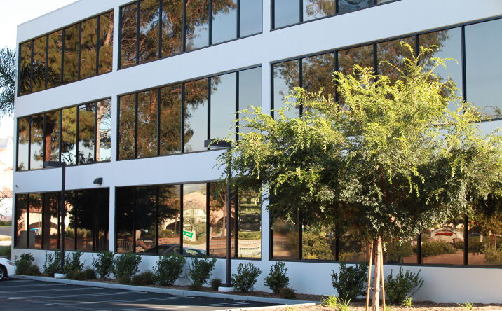 Pictures of Office property located at 166 N Moorpark Rd, Thousand Oaks, CA 91360 for lease - image #1