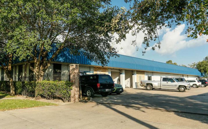 Pictures of Office, Industrial property located at 9361-9367 Winkler Dr, Houston, TX 77017 for lease - image #1