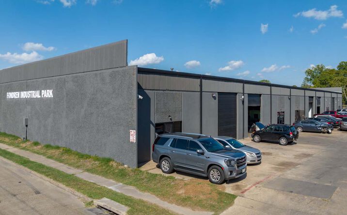 Pictures of Office, Industrial property located at 13475-13483 Fondren Rd, Houston, TX 77085 for lease - image #1