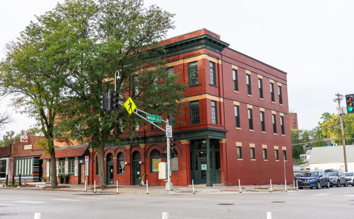 Pictures of Retail, Office property located at 1402 S 13th St, Omaha, NE 68108 for lease - image #1