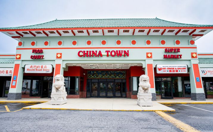 Pictures of Retail, Office, Restaurant property located at 5383 New Peachtree Rd, Chamblee, GA 30341 for lease - image #1