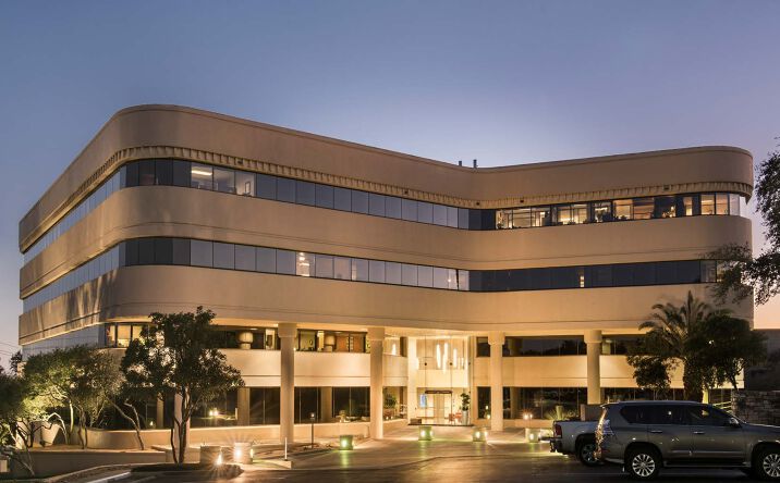 Pictures of Office property located at 7200 N Mopac Expy, Austin, TX 78731 for lease - image #1