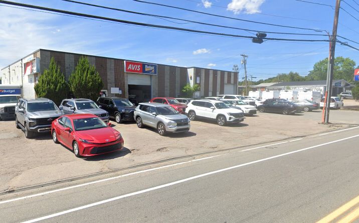 Pictures of Retail, Industrial property located at 595 Pond St, Braintree, MA 02184 for lease - image #1