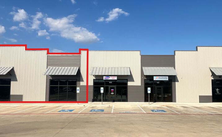 Pictures of Office property located at 741 Generations Dr, New Braunfels, TX 78130 for lease - image #1