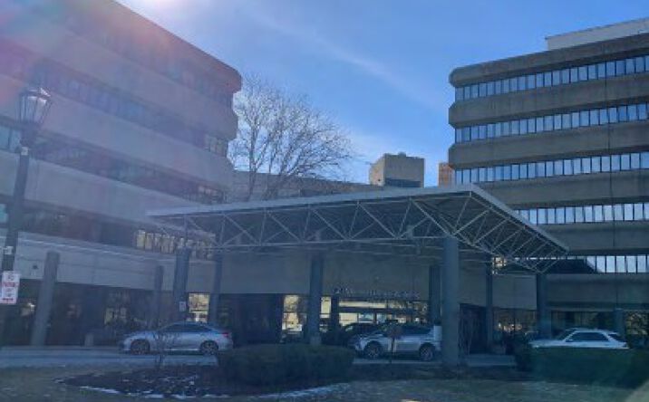 Pictures of Office, Special Purpose property located at 800 Austin St, Evanston, IL 60202 for lease - image #1